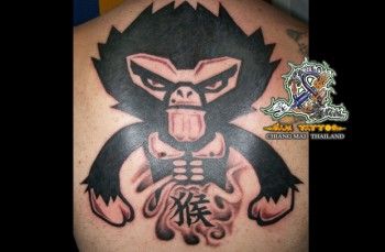 Tatuaje de un mono de dibujos