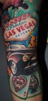 Tatuaje de Las Vegas, cartas y coches