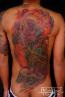 Tatuaje japonés de un ogro guerrero. Tatuaje en la espalda