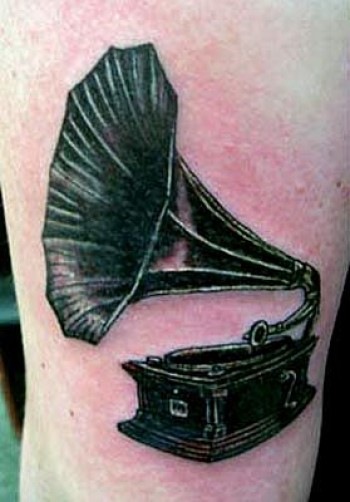 Tattoo de un gramófono