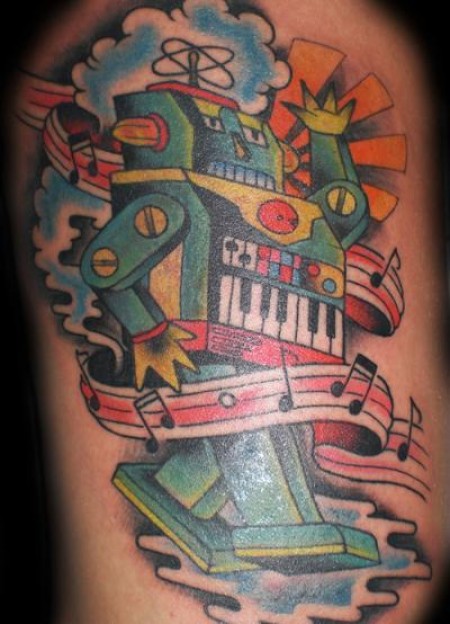 Tatuaje de un robot musical