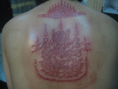 Tatuaje sagrado de Tailandia