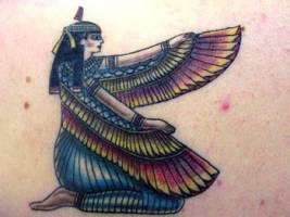 Tatuaje de un dios egipcio