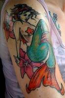Tatuaje de una sirena para mujer