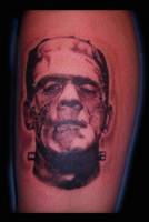 Tatuaje de la cabeza de Frankenstein