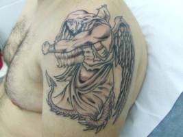 Tatuaje de un ángel demonio