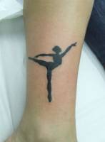 Tatuaje de una bailarina
