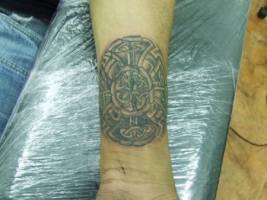 Tatuaje de un circulo celta