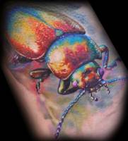 Tatuaje de un escarabajo grande