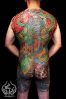 Tatuaje japonés de espalda entera de un ogro samurai guerrero