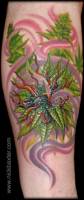 Tatuaje de unas plantas en el antebrazo