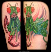 Tatuaje de una mantis religiosa