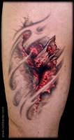 Tatuaje de una herida con un hueso sobresaliendo
