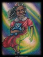 Tatuaje de una niña con un gato volando encima de un cometa