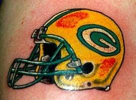 Tatuaje de un casco de fútbol Americano