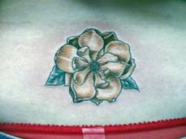 Tatuaje de una bonita flor