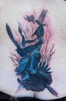 Tatuaje de varios cuervos