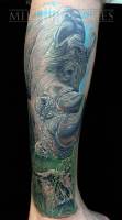 Tatuaje de un rinoceronte pastando