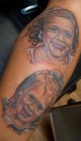 Tatuaje de retratos de niños