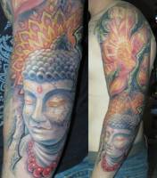 Tatuaje de una funda con la cabeza de Budha