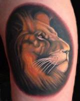 Tatuaje de la cabeza de un león