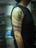 Tattoo filipino en el brazo