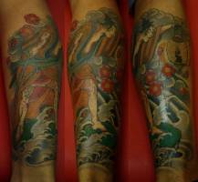 Tatuaje de un samurai con un farolillo
