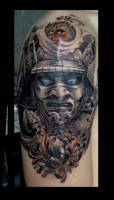 Tattoo de un monstruo samurai