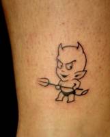Tattoo de un pequeño demonio