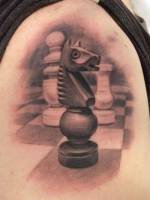 Tatuaje de un caballo del ajedrez