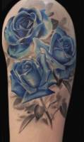 Tattoo de rosas a color