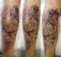 Tatuaje de demonios y calaveras