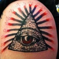Tatuaje del ojo que todo lo ve