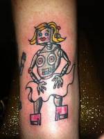 Tatuaje de una chica robótica