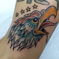 Tatuaje de un águila old school