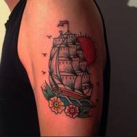 Tatuaje de un barco de vela navegando
