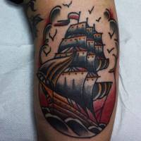 Tatuaje de un barco a toda vela