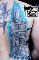 Tatuaje de la torre de Hércules de A Coruña