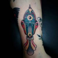 Tatuaje de un cohete old school