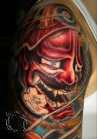 Tattoo de hanya rojo en el braza