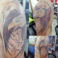 Tattoo de un águila calva volando